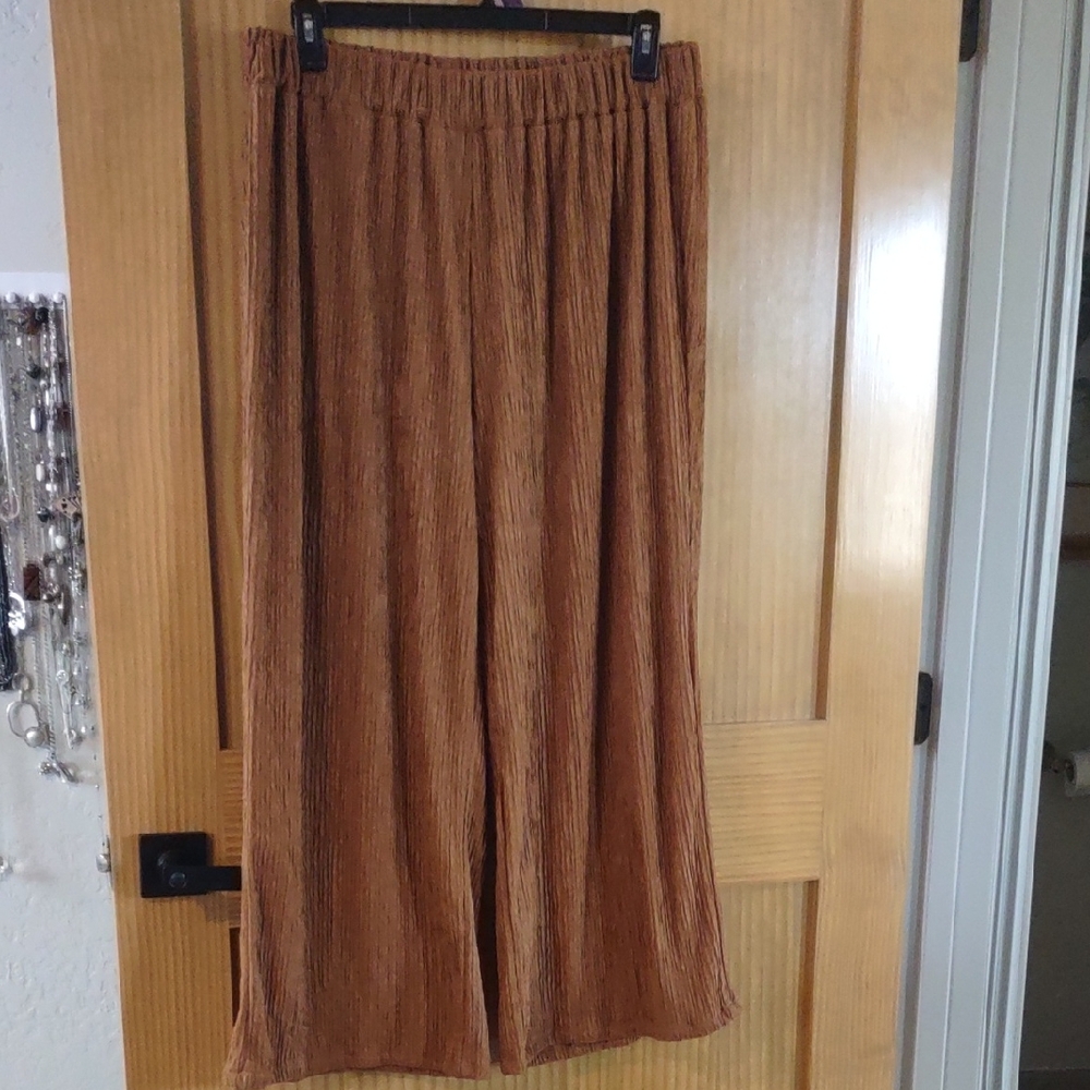 SHEIN Brown Textured Pants
